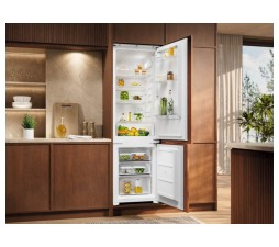 Slika 2 izdelka: Vgradni komb. hladilnik Electrolux ENS3SE18S, Low Frost